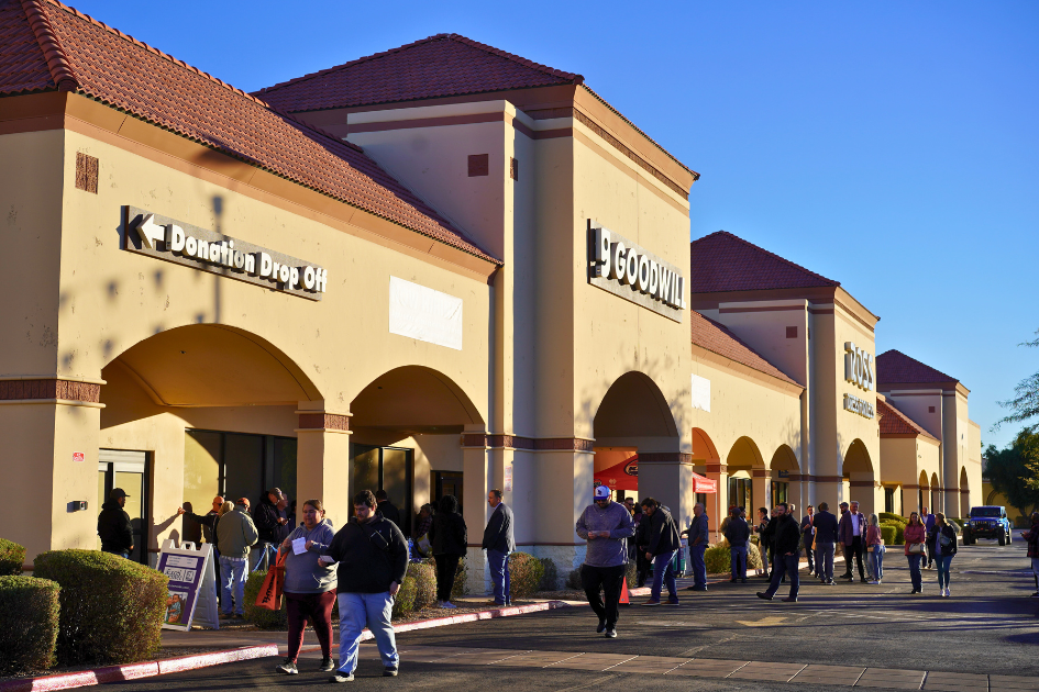 3rd Street and Bell Road Goodwill Now Open